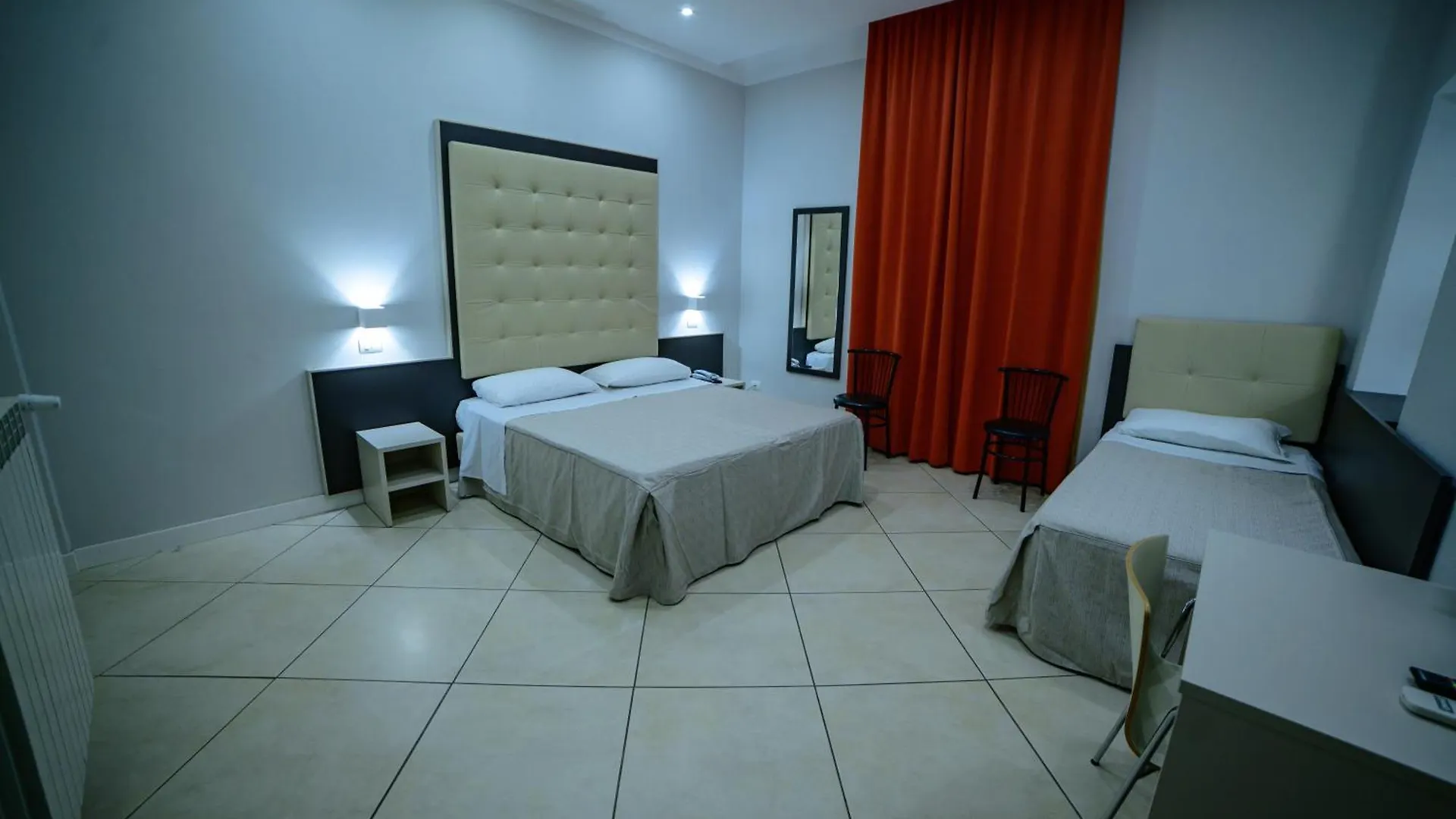***  Hotel Demo' Milaan Italië