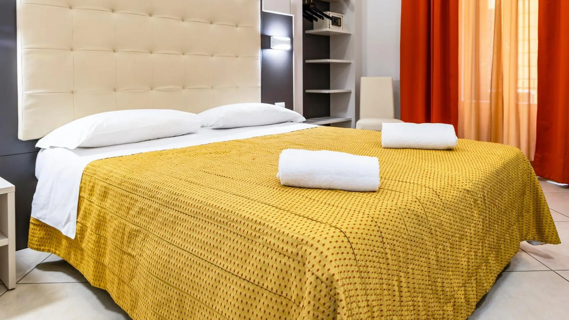 Hotel Demo' Milaan
