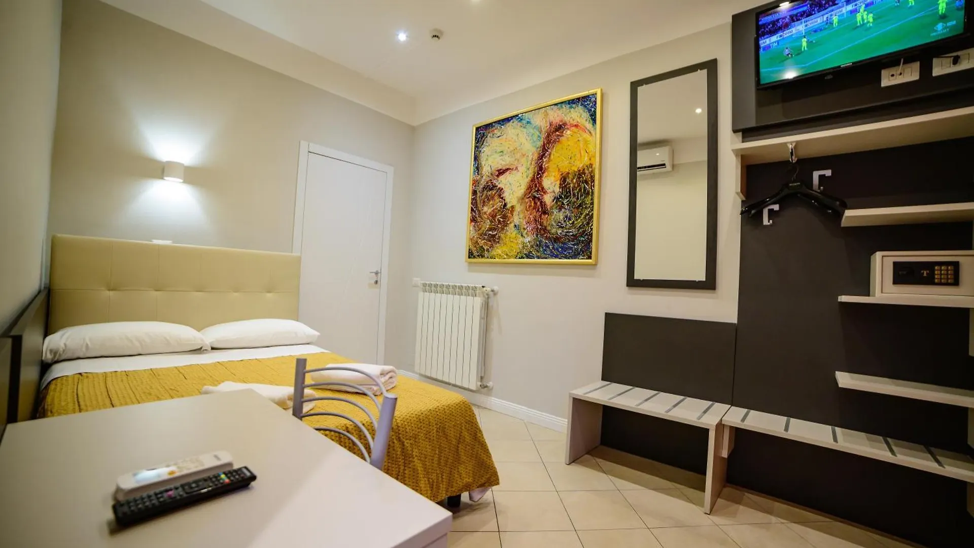 Hotel Demo' Μιλάνο