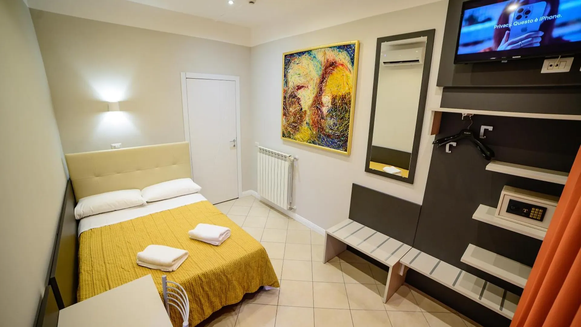 ***  Hotel Demo' Μιλάνο Ιταλία