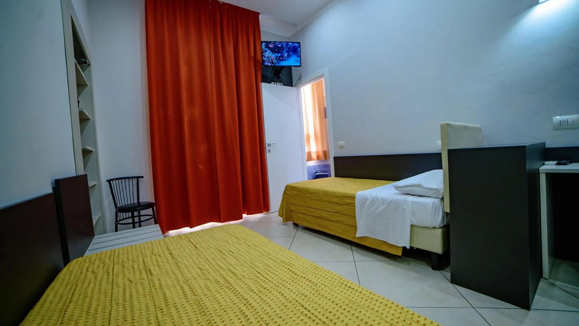 Hotel Demo' Μιλάνο